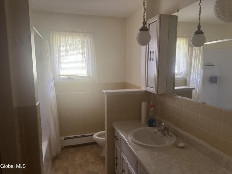 16 Judd Lane Wynantskill NY 12198