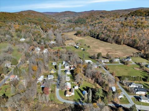 20 Brookside Park Road Berlin NY 12022