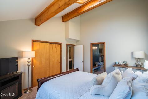 25 Kimberly Lane Moreau NY 12828
