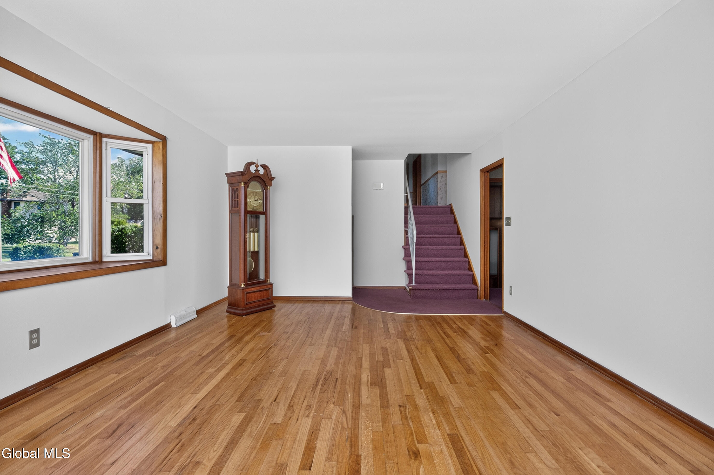 618 Via Ponderosa Schenectady NY 12303