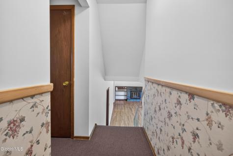 618 Via Ponderosa Schenectady NY 12303