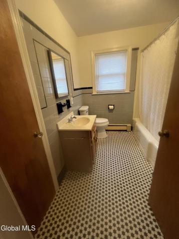 1063 Raymond Street Schenectady NY 12308