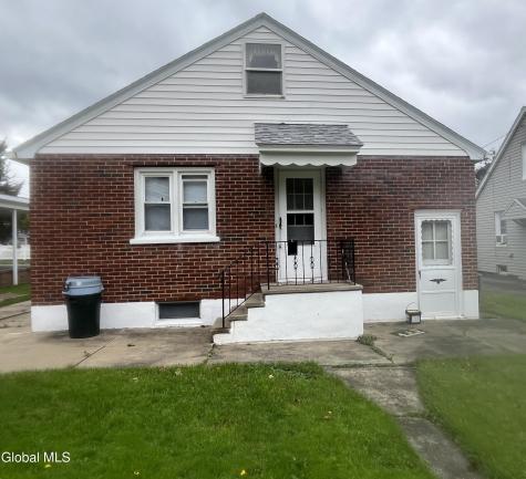 1063 Raymond Street Schenectady NY 12308