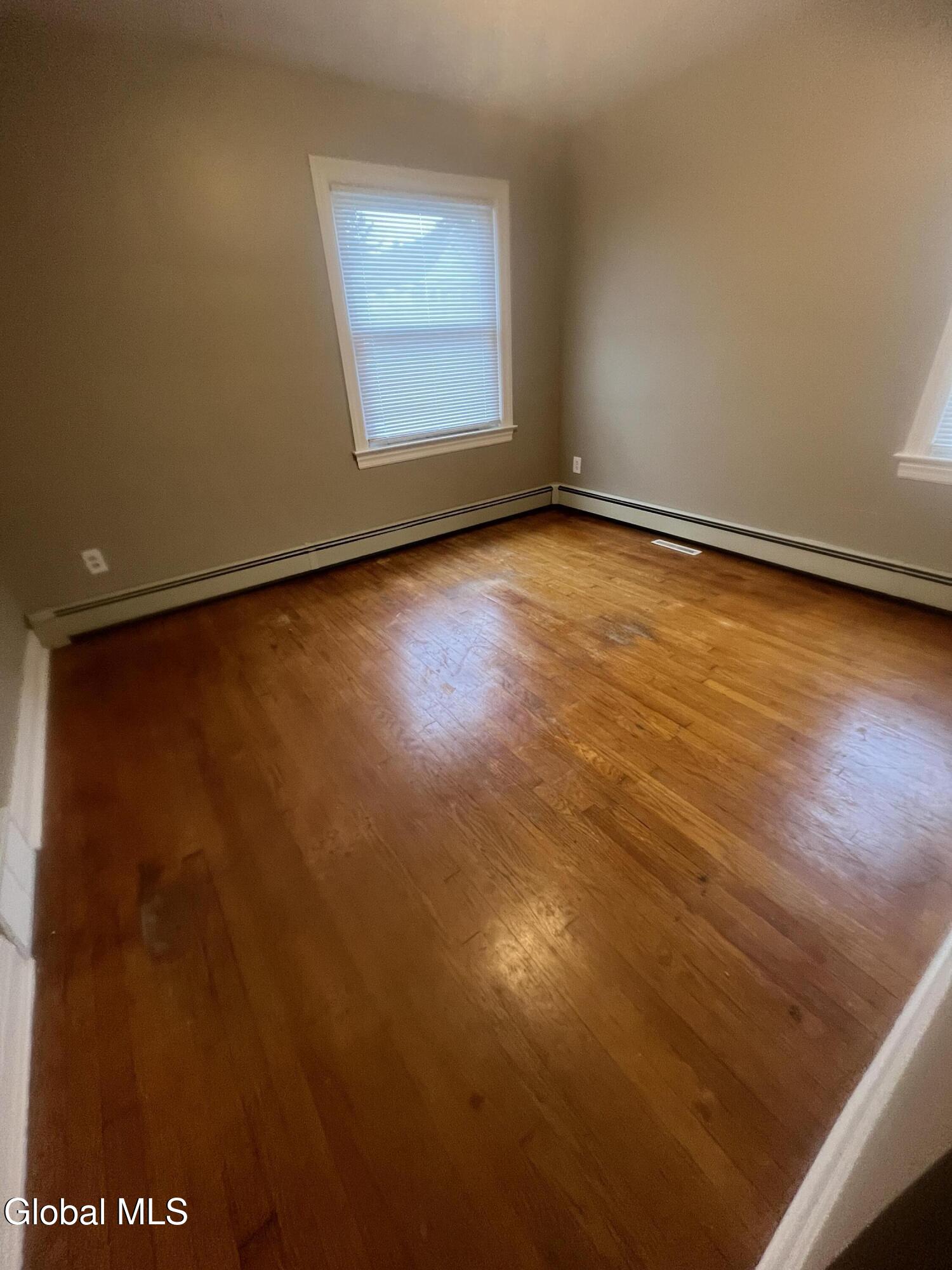 1063 Raymond Street Schenectady NY 12308