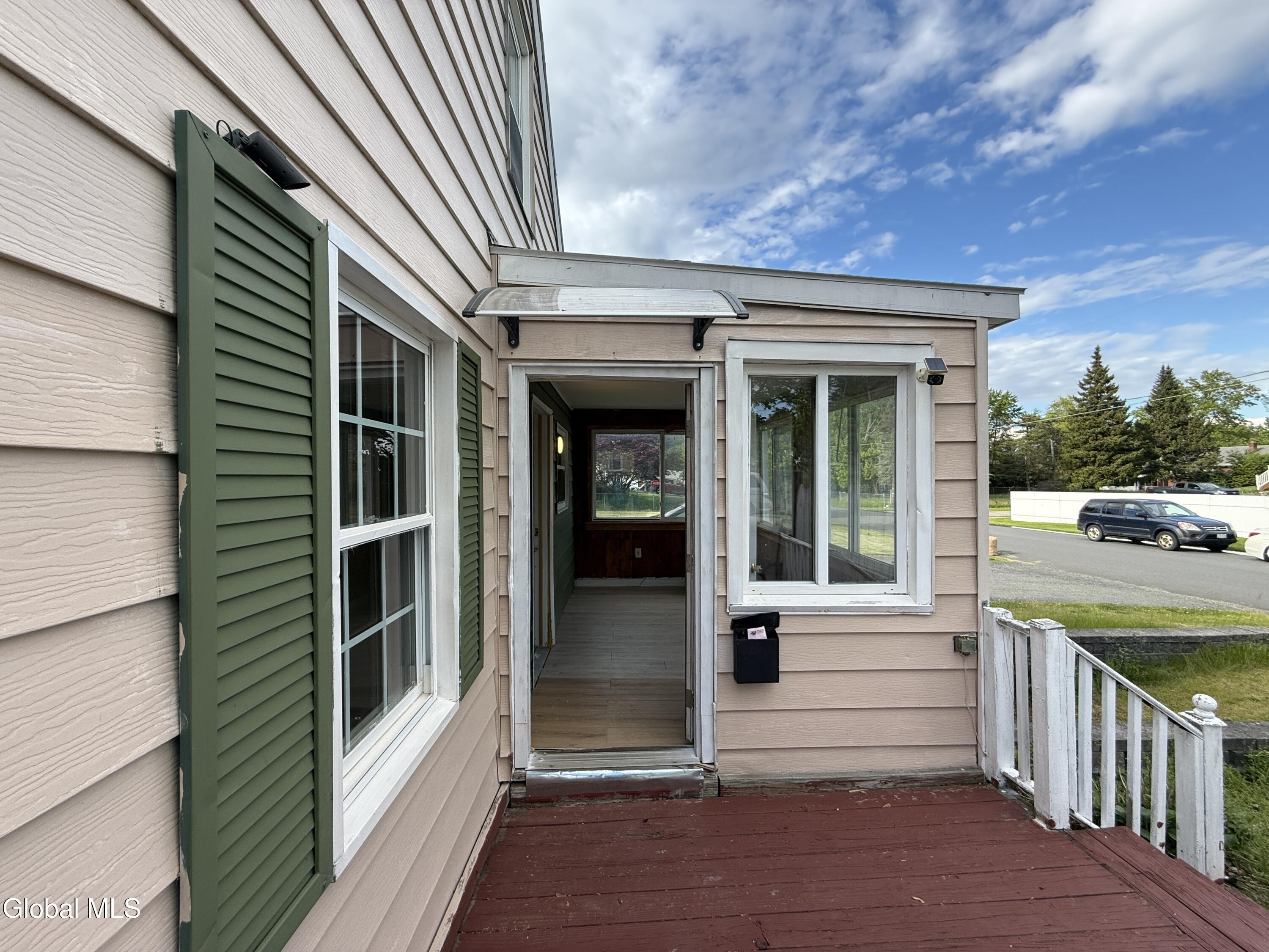 35 Conliss Avenue Cohoes NY 12047