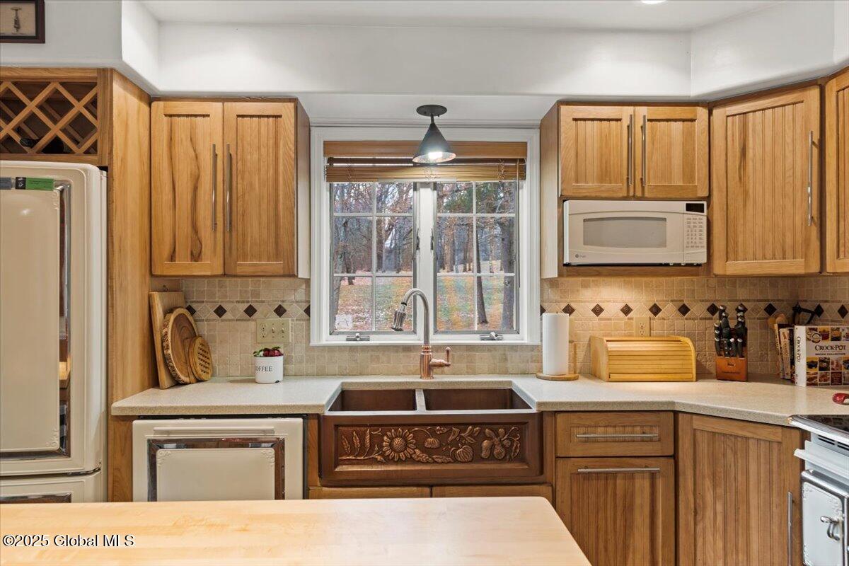 155 Andrews Road Sloansville NY 12160