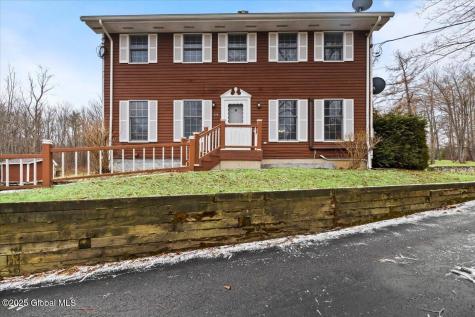 155 Andrews Road Sloansville NY 12160