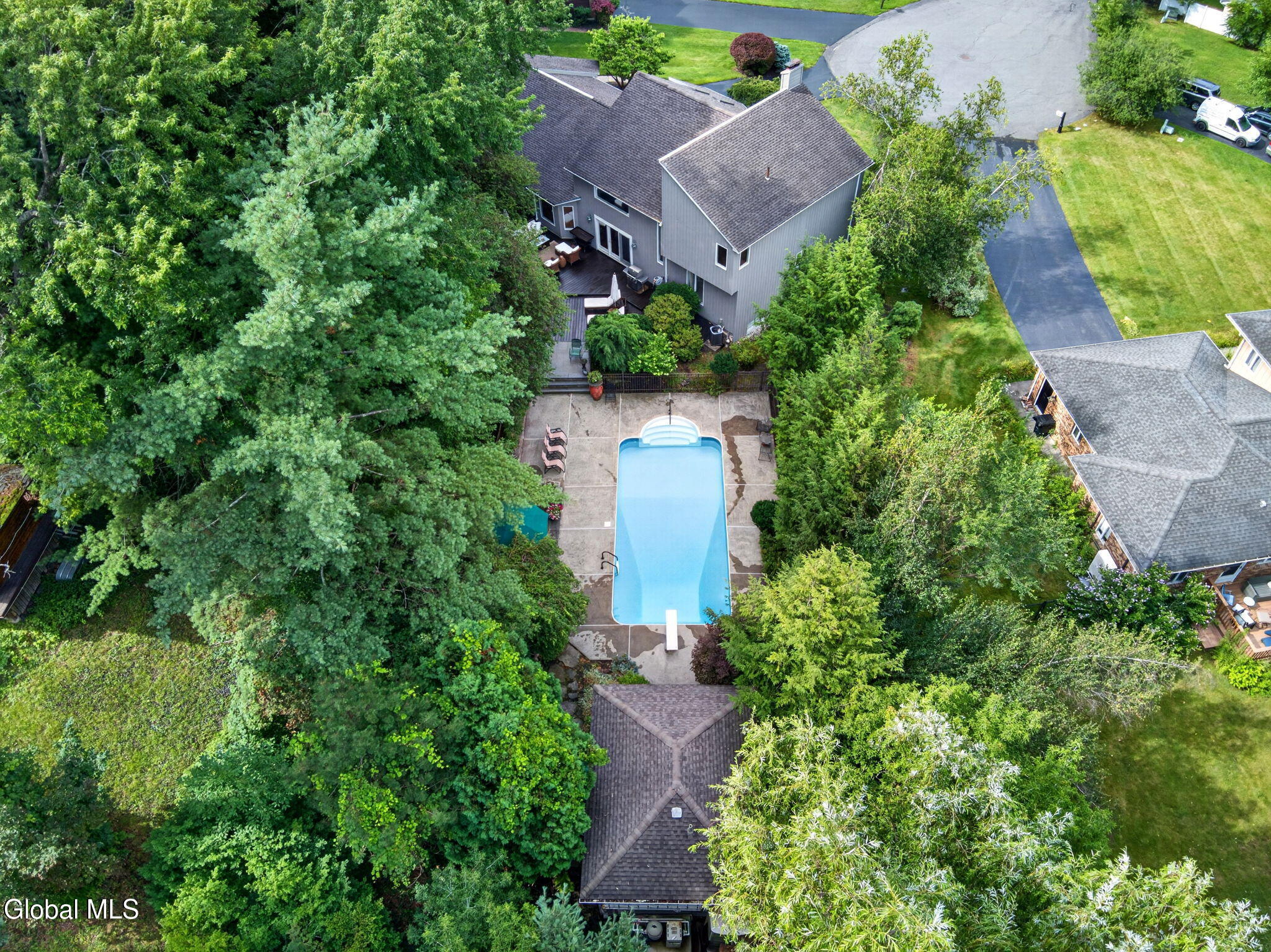 22 Olive Tree Lane Albany NY 12208
