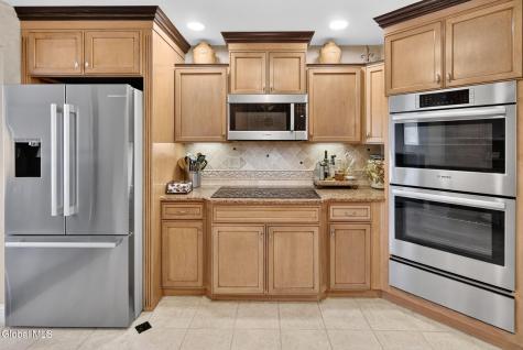 22 Olive Tree Lane Albany NY 12208