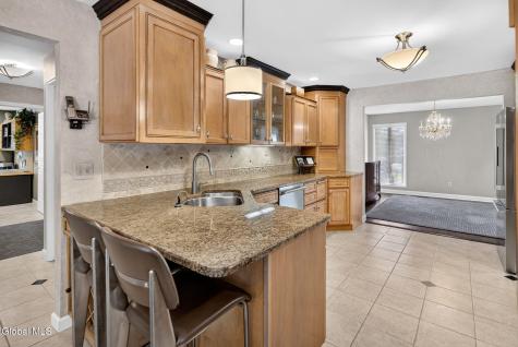 22 Olive Tree Lane Albany NY 12208