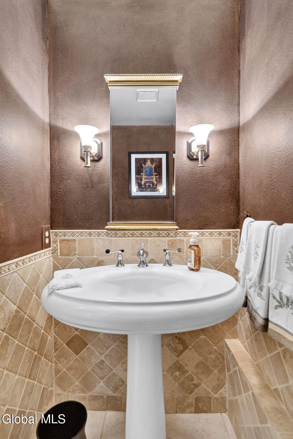 22 Olive Tree Lane Albany NY 12208