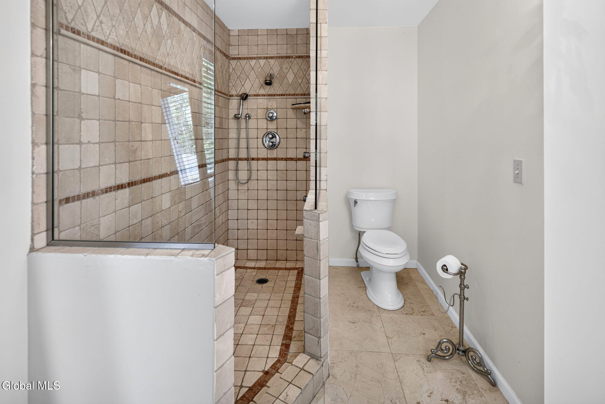 22 Olive Tree Lane Albany NY 12208