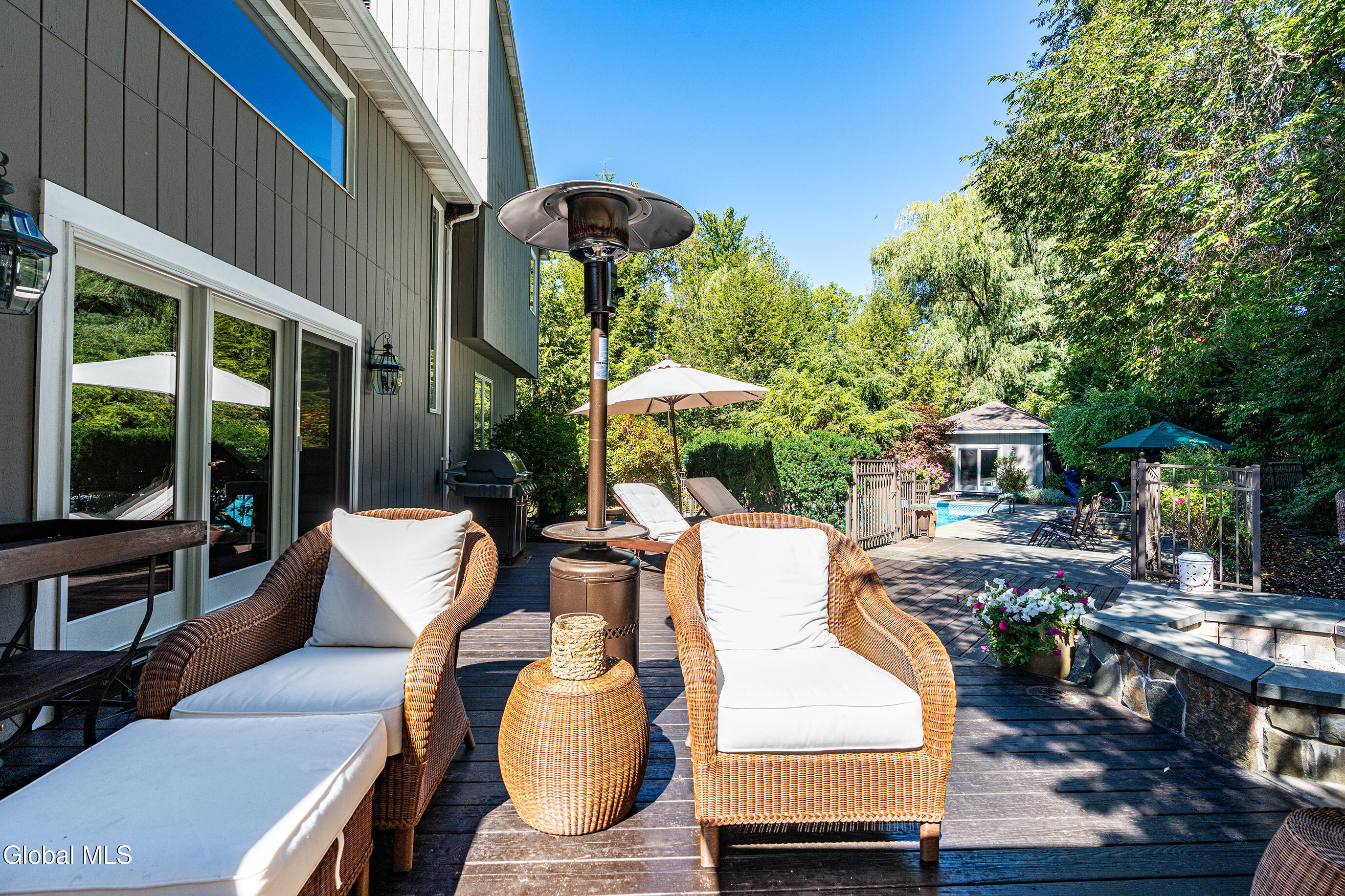 22 Olive Tree Lane Albany NY 12208