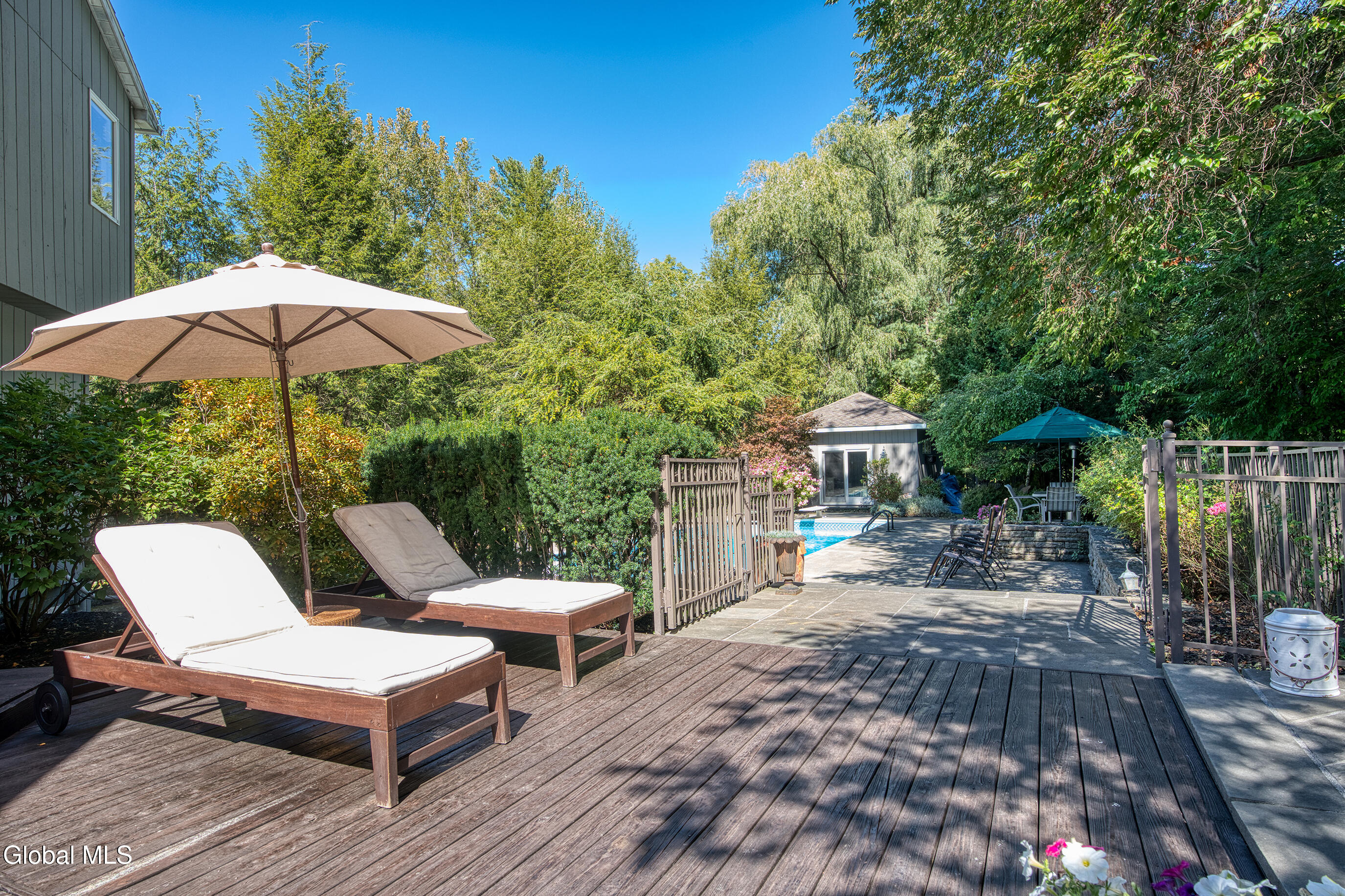 22 Olive Tree Lane Albany NY 12208