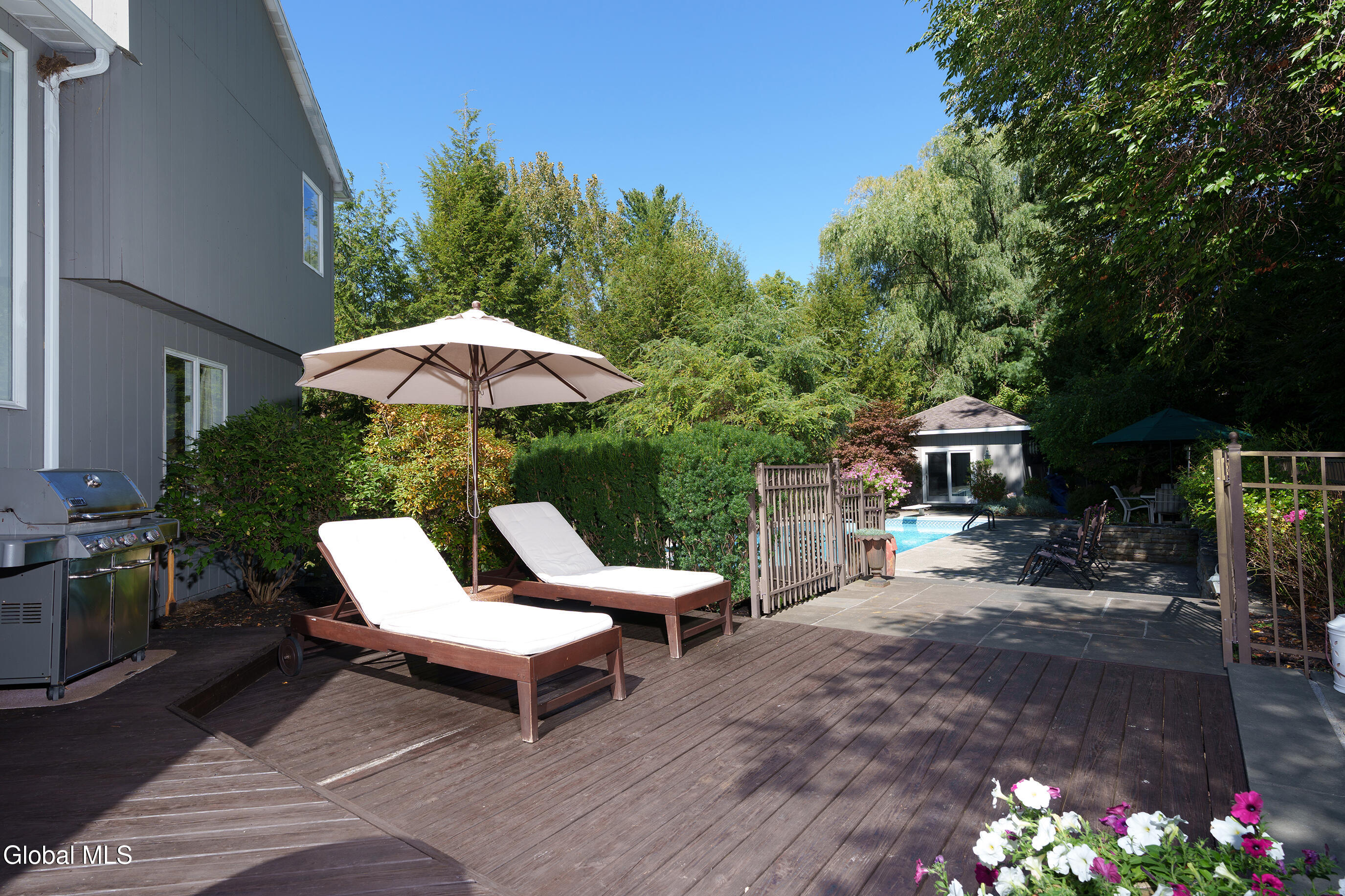 22 Olive Tree Lane Albany NY 12208