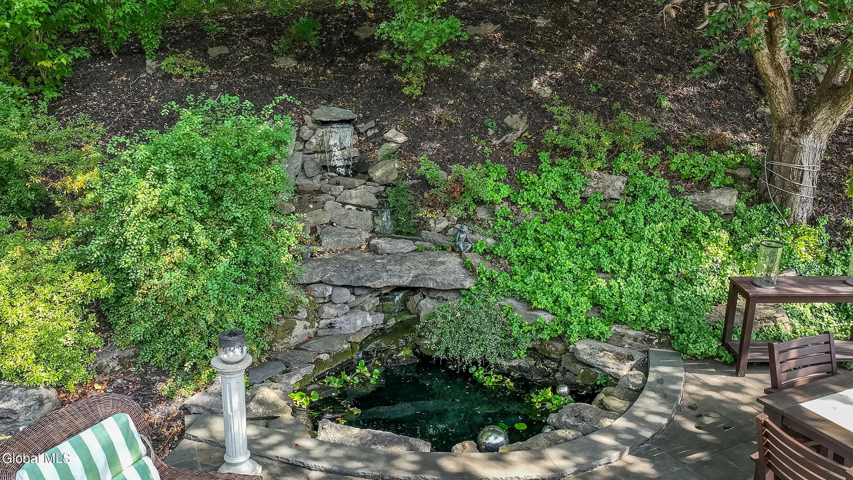 22 Olive Tree Lane Albany NY 12208