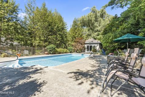 22 Olive Tree Lane Albany NY 12208