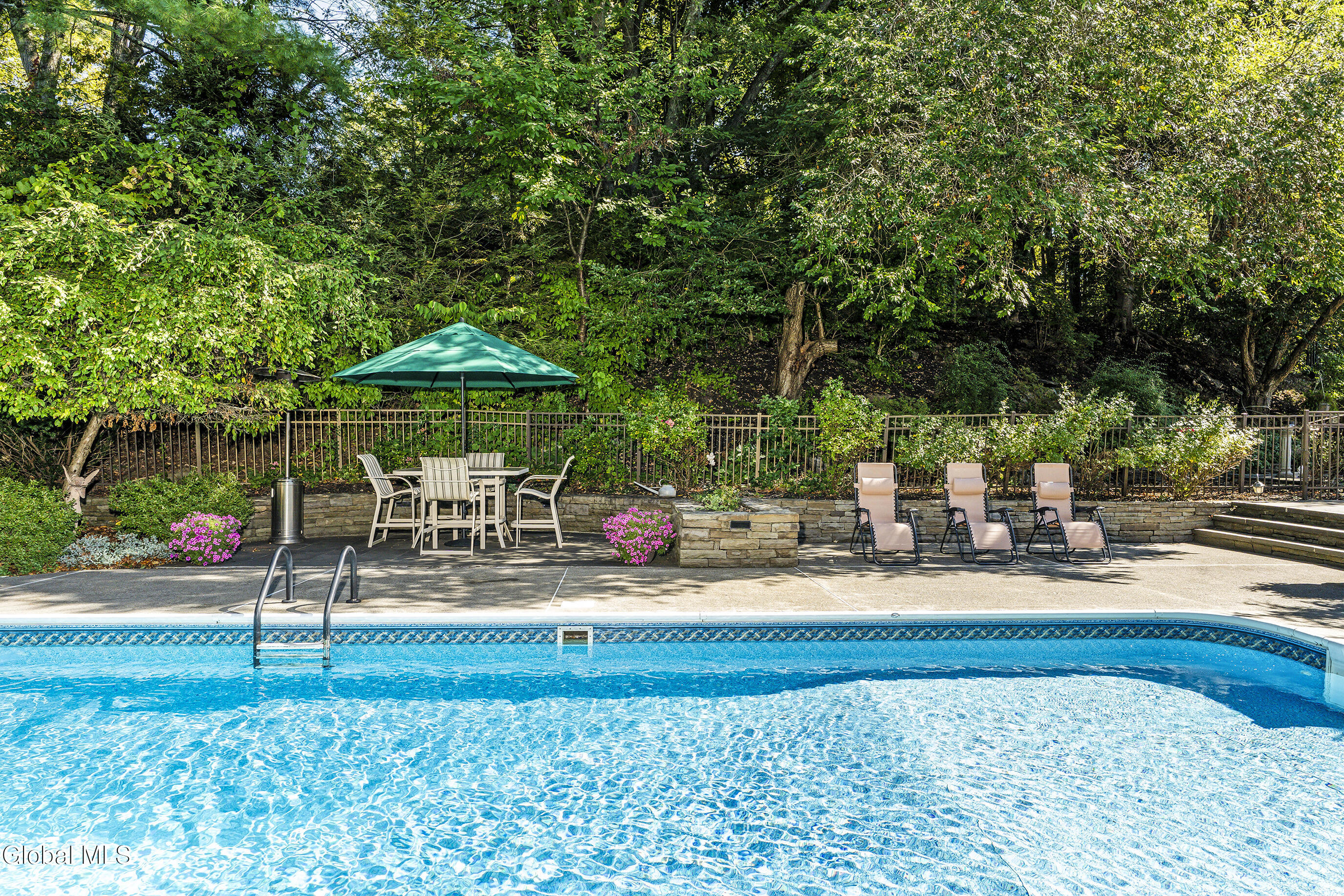22 Olive Tree Lane Albany NY 12208