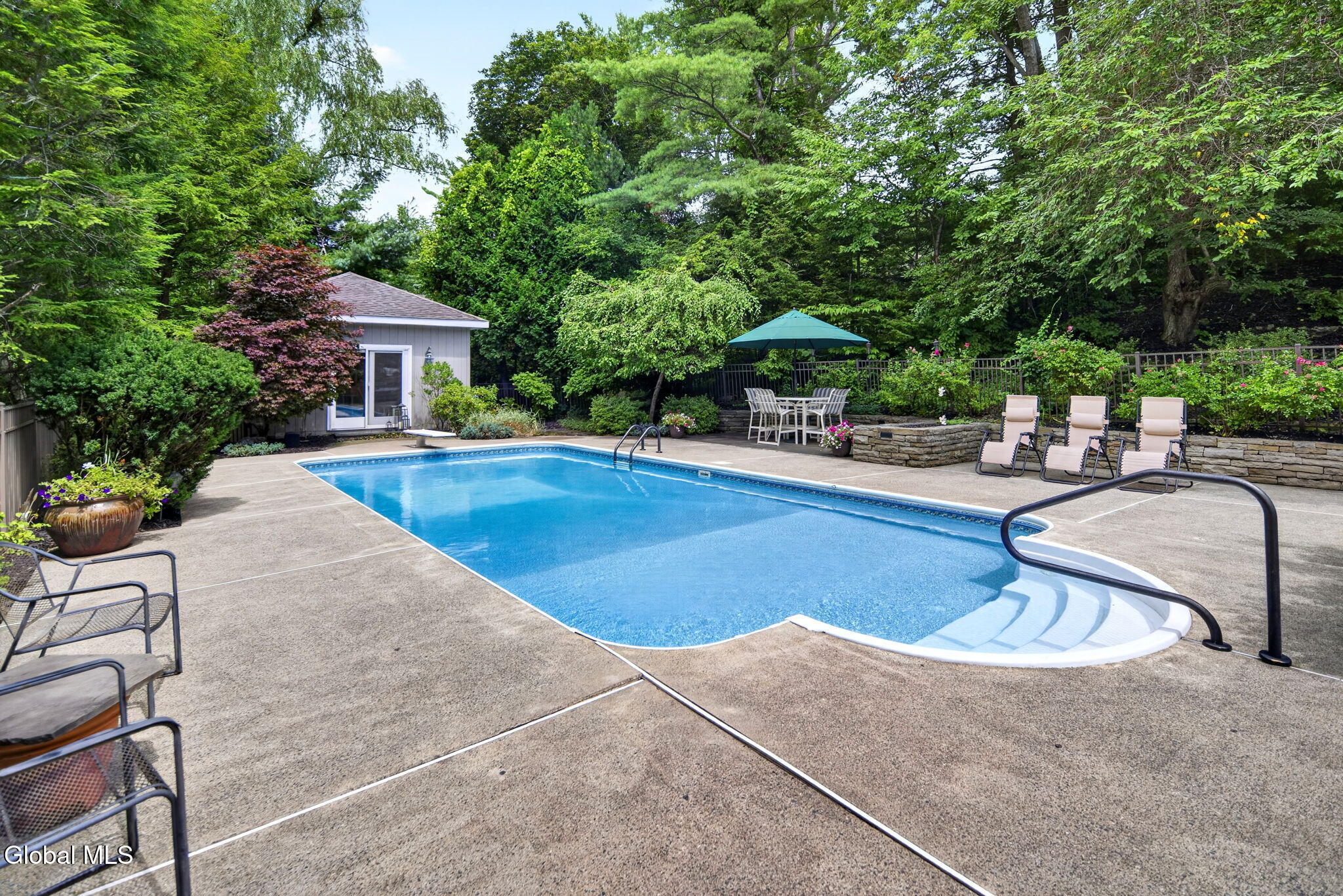 22 Olive Tree Lane Albany NY 12208
