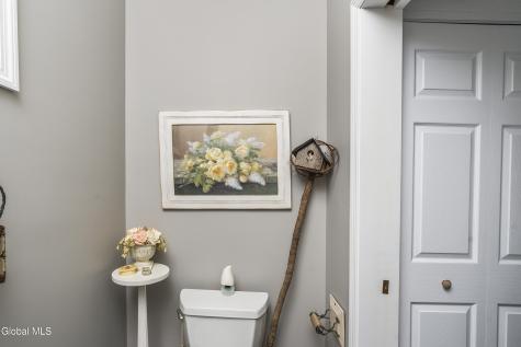 22 Olive Tree Lane Albany NY 12208
