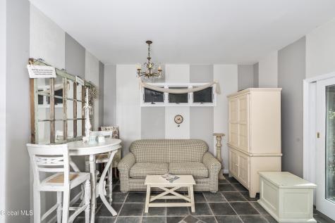 22 Olive Tree Lane Albany NY 12208