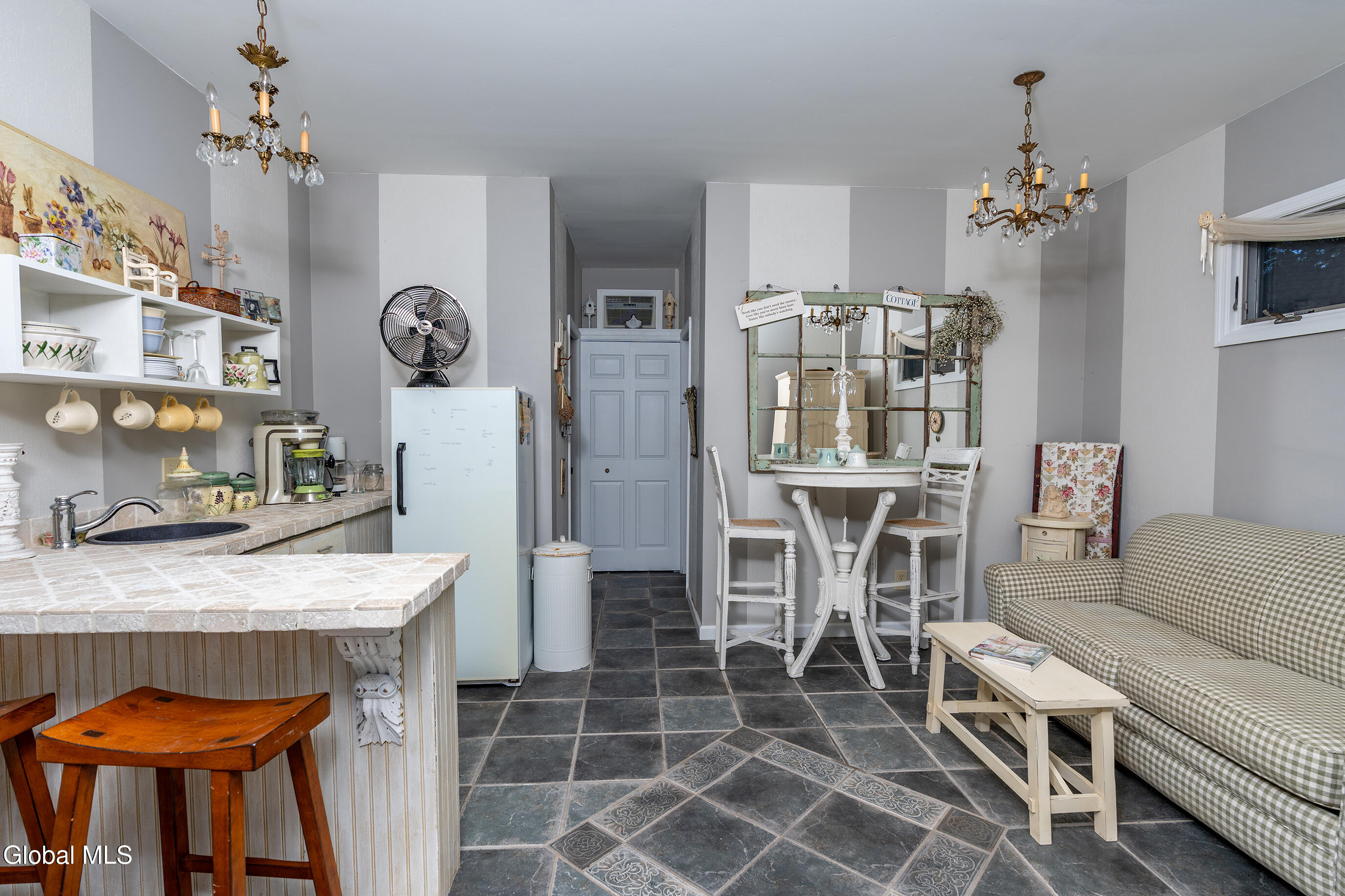 22 Olive Tree Lane Albany NY 12208