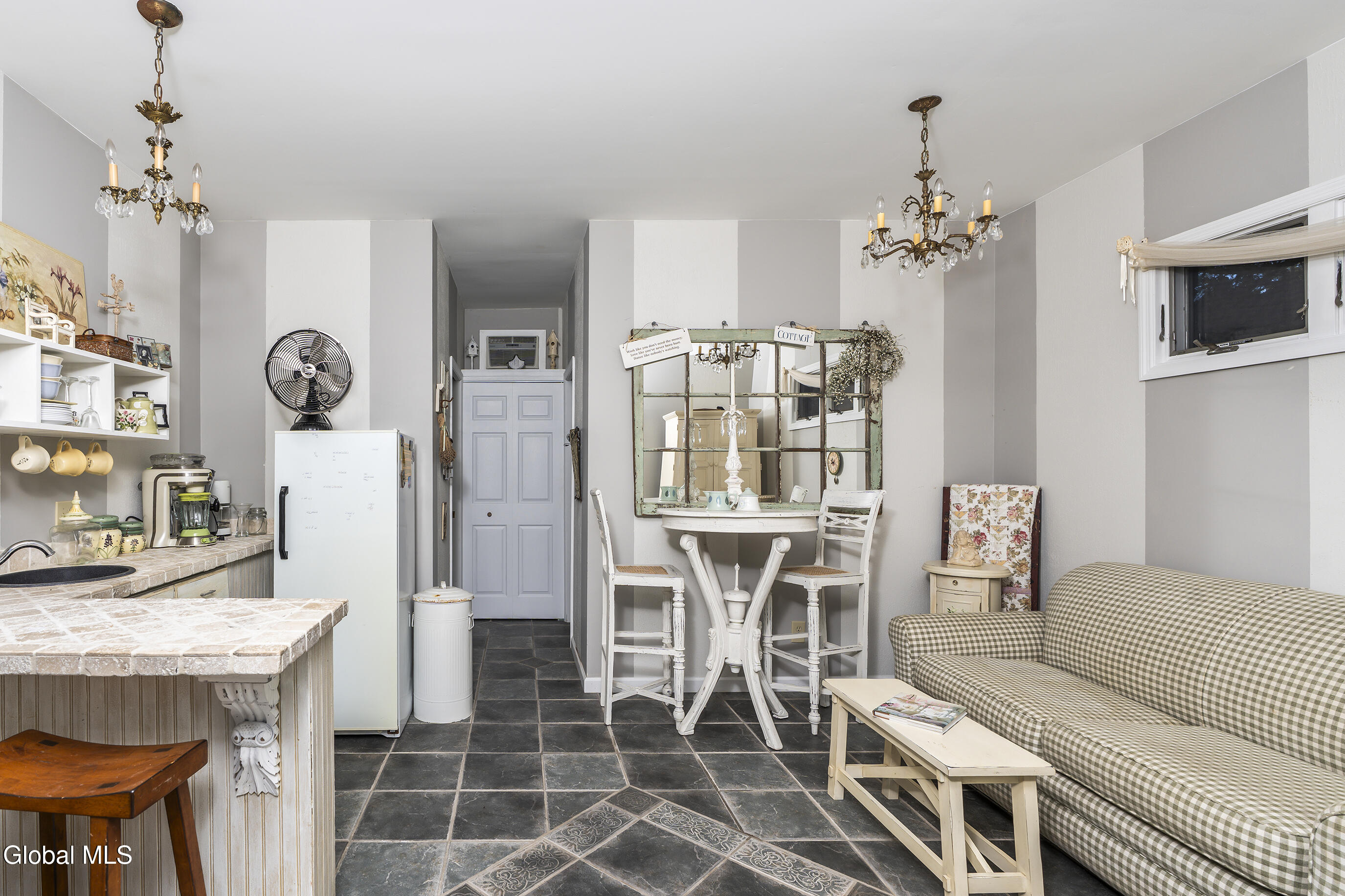 22 Olive Tree Lane Albany NY 12208