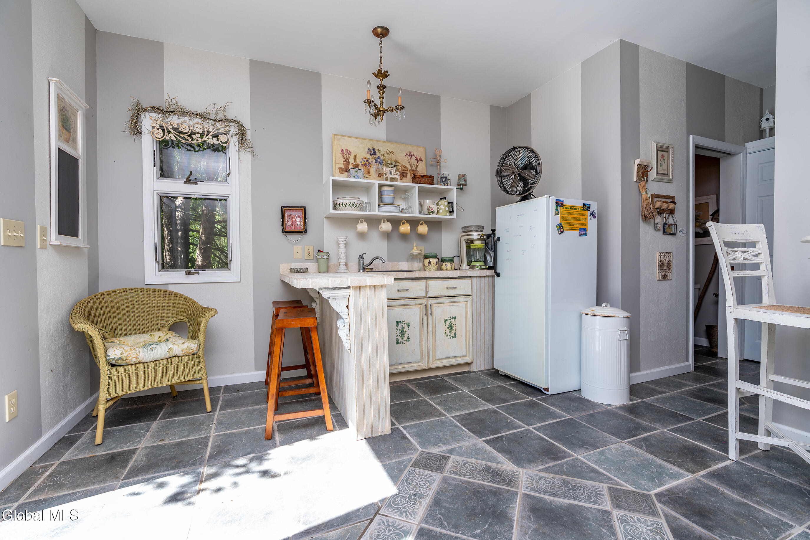 22 Olive Tree Lane Albany NY 12208