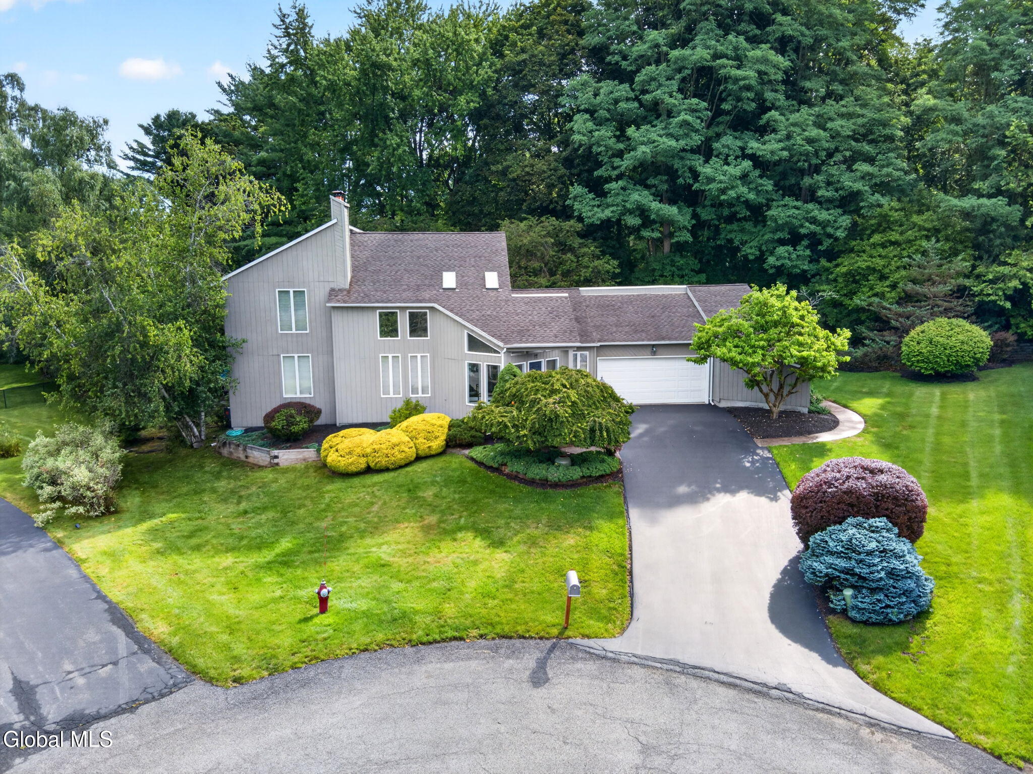 22 Olive Tree Lane Albany NY 12208
