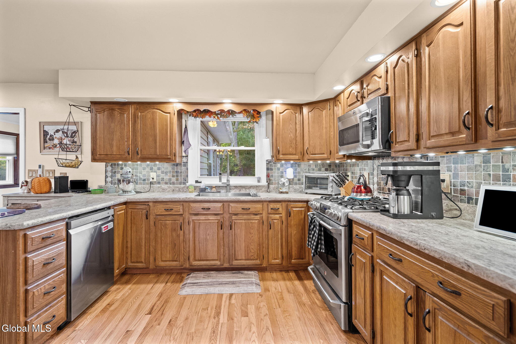 25 Nottingham Drive Queensbury NY 12804