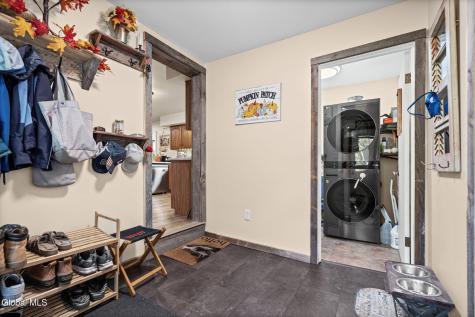 25 Nottingham Drive Queensbury NY 12804