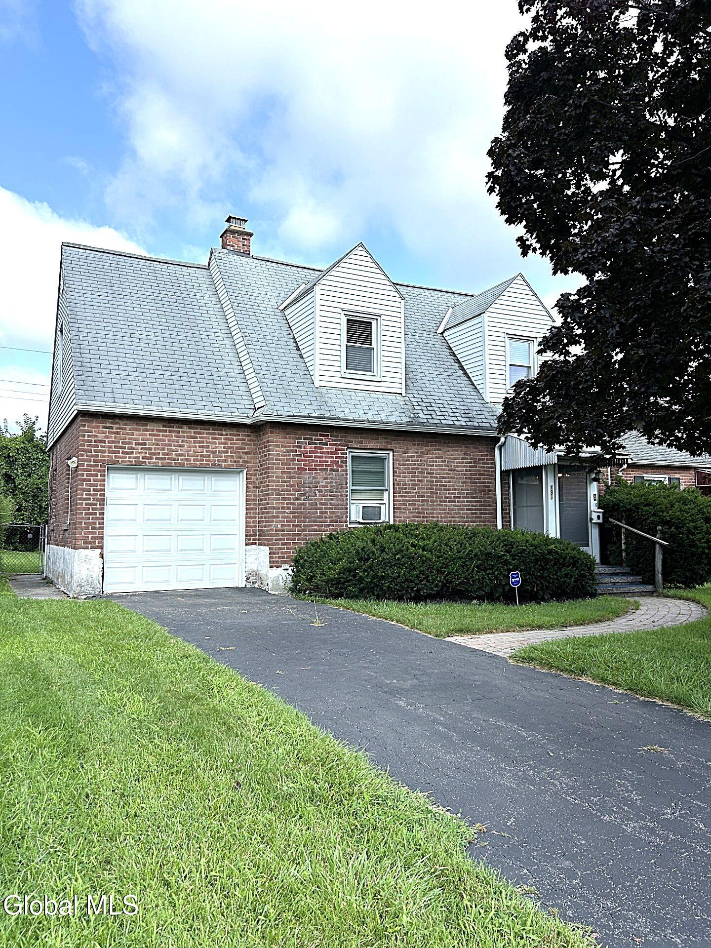 181 Hollywood Avenue Albany NY 12209
