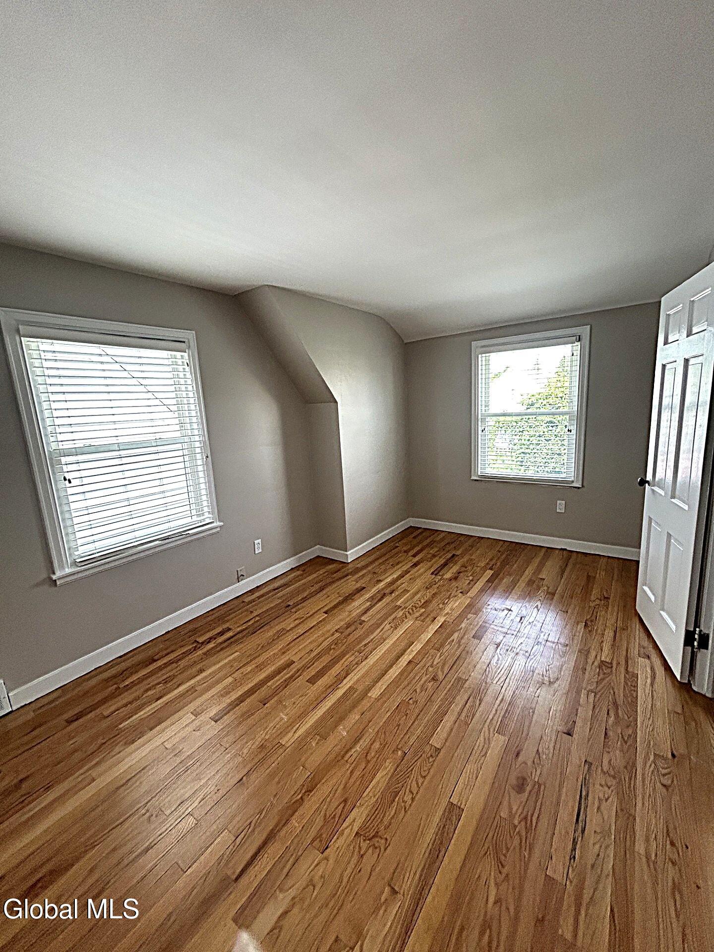 181 Hollywood Avenue Albany NY 12209