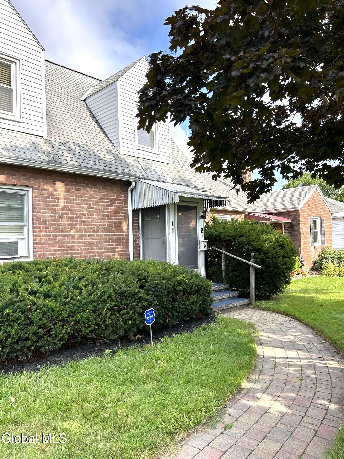 181 Hollywood Avenue Albany NY 12209