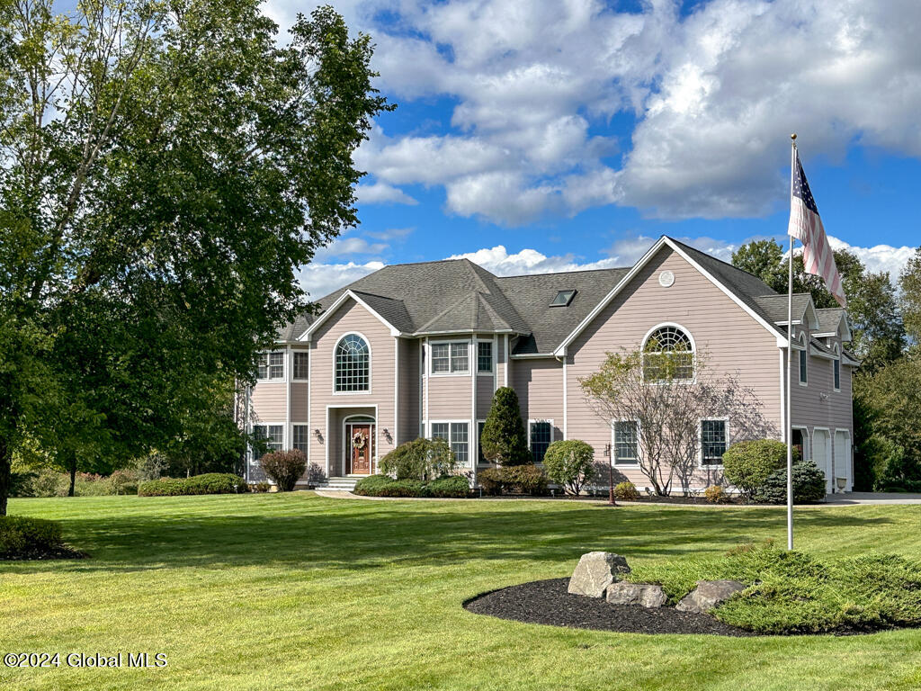 18 Oak Valley Way Queensbury NY 12804