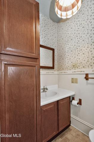 3 Glenwood Street Albany NY 12203
