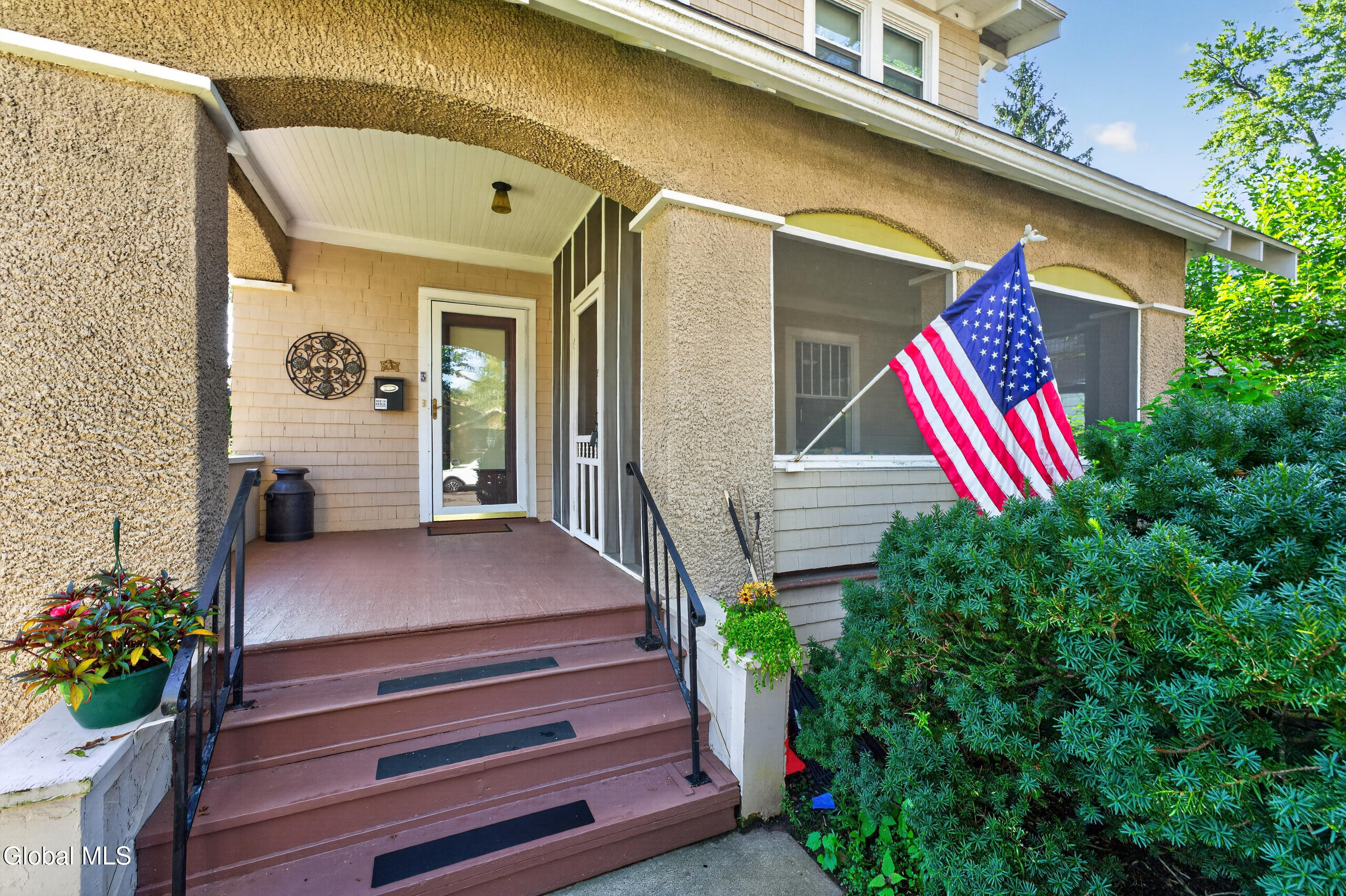 3 Glenwood Street Albany NY 12203