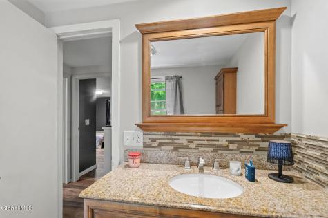 3 Sunrise Terrace Clifton Park NY 12065