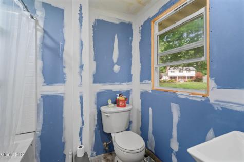 3 Sunrise Terrace Clifton Park NY 12065