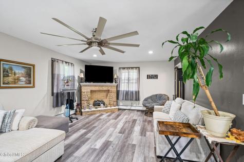 3 Sunrise Terrace Clifton Park NY 12065