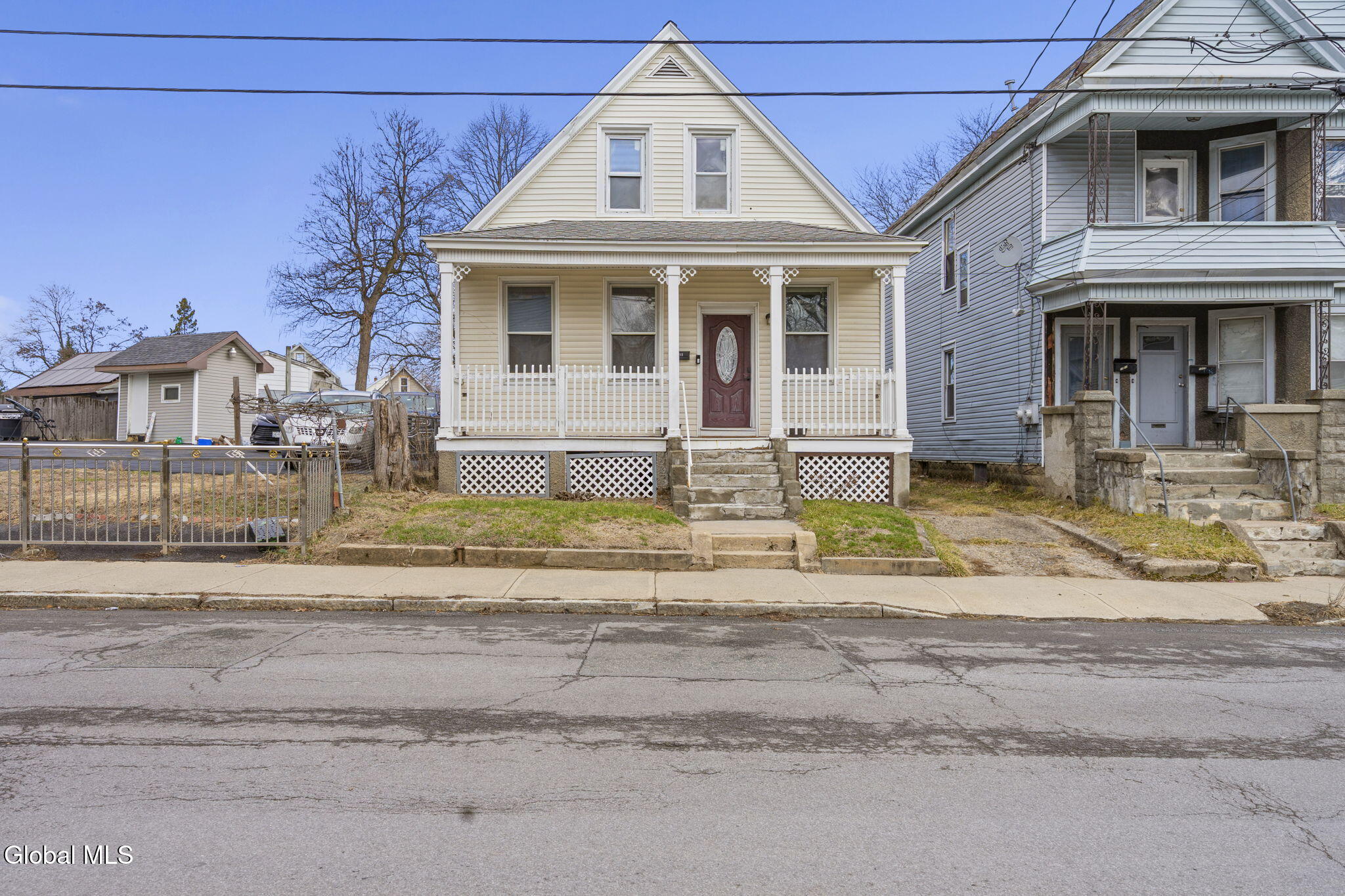 1213 10th Avenue Schenectady NY 12303