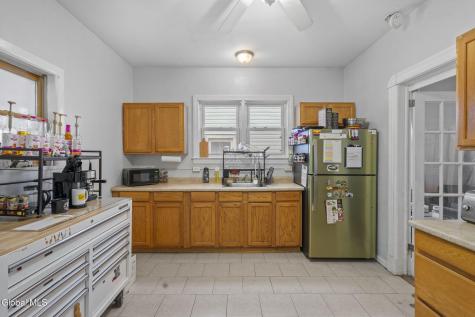 1213 10th Avenue Schenectady NY 12303