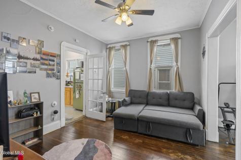 1213 10th Avenue Schenectady NY 12303