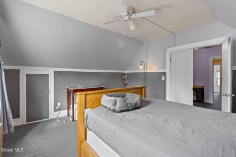 1213 10th Avenue Schenectady NY 12303