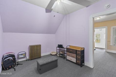1213 10th Avenue Schenectady NY 12303