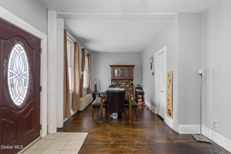 1213 10th Avenue Schenectady NY 12303