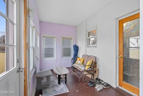 1213 10th Avenue Schenectady NY 12303