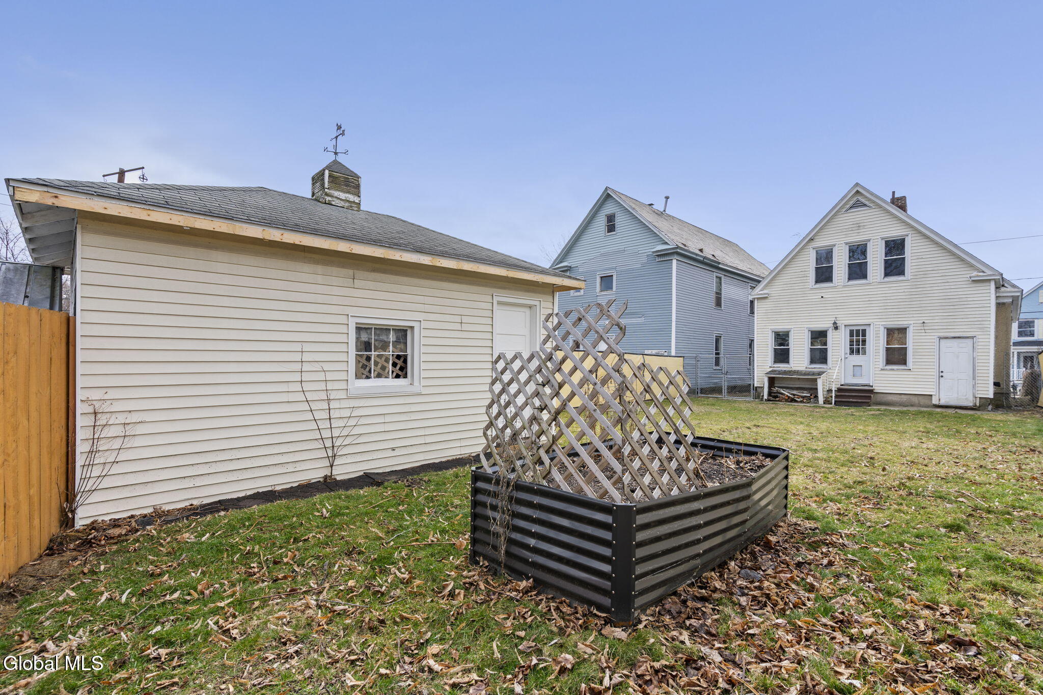 1213 10th Avenue Schenectady NY 12303