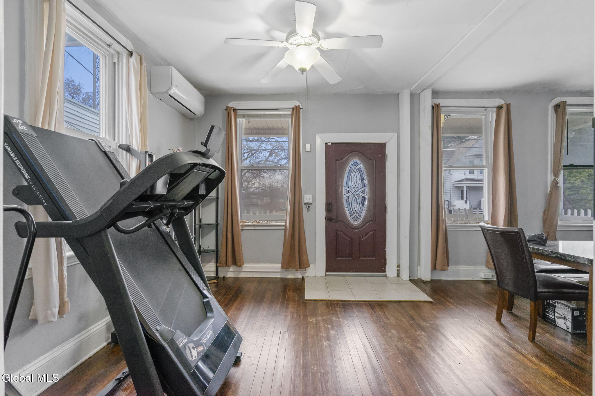 1213 10th Avenue Schenectady NY 12303