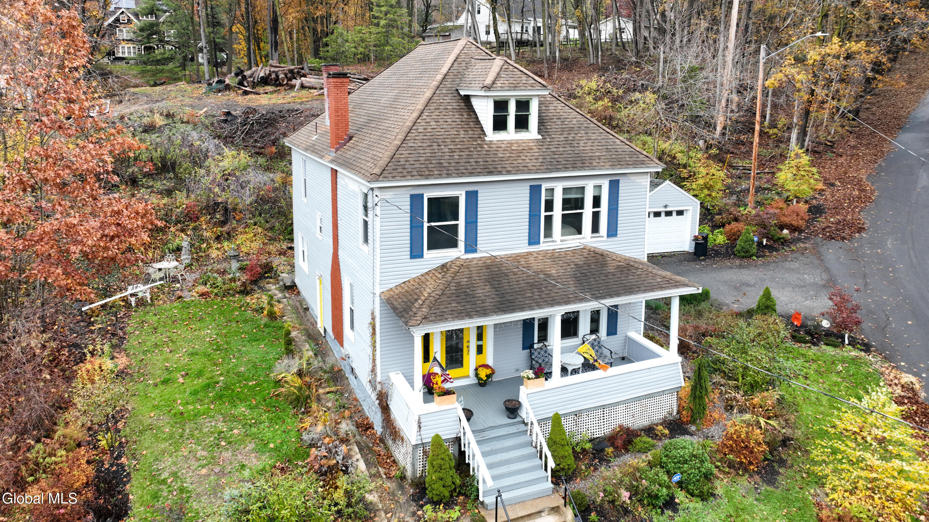 12 The Mall Street Amsterdam NY 12010